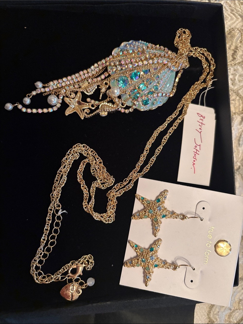 Betsey Johnson Gold Seashell  set
